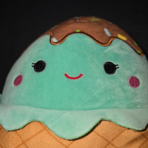 New Squishmallow Kellytoy 8” Maya the Ice Cream - Picture 2 of 6